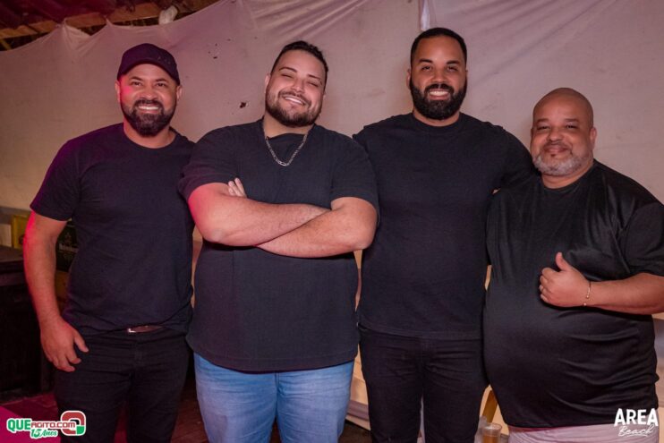 Gab Lopes e Me Leva 73 agitam a Saidêra da Area Beach 35