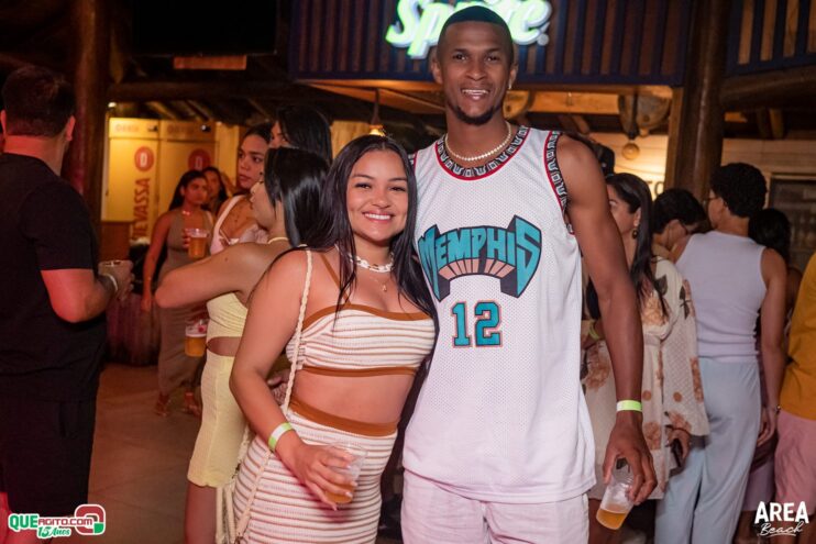 Gab Lopes e Me Leva 73 agitam a Saidêra da Area Beach 41