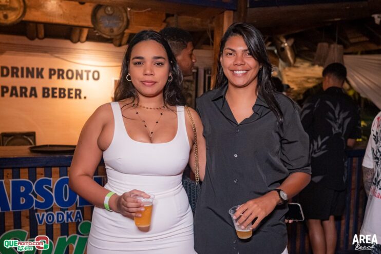 Gab Lopes e Me Leva 73 agitam a Saidêra da Area Beach 52