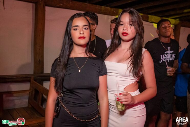 Gab Lopes e Me Leva 73 agitam a Saidêra da Area Beach 60