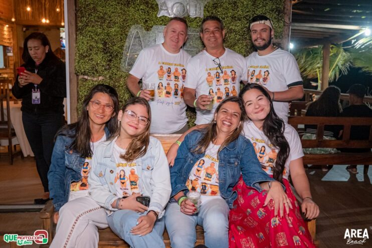 Gab Lopes e Me Leva 73 agitam a Saidêra da Area Beach 77