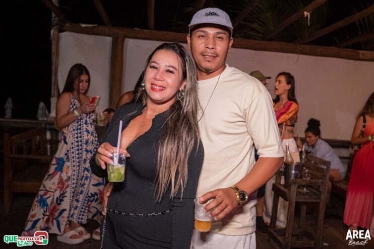 Gab Lopes e Me Leva 73 agitam a Saidêra da Area Beach 86