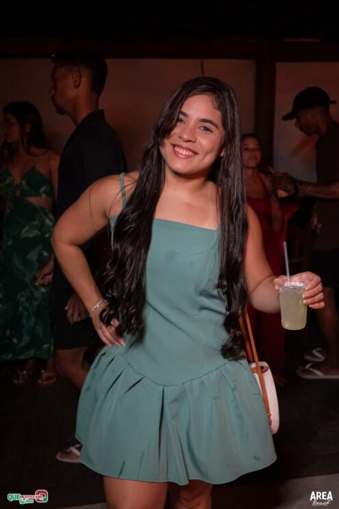 Gab Lopes e Me Leva 73 agitam a Saidêra da Area Beach 88