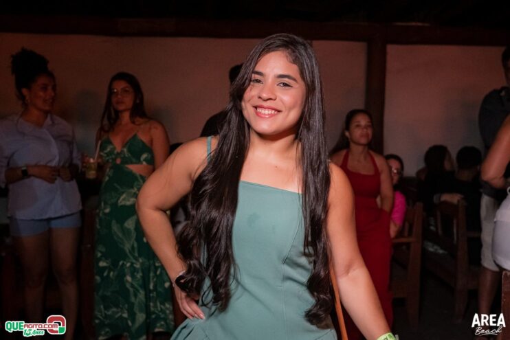 Gab Lopes e Me Leva 73 agitam a Saidêra da Area Beach 90