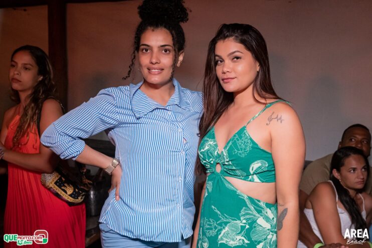 Gab Lopes e Me Leva 73 agitam a Saidêra da Area Beach 91