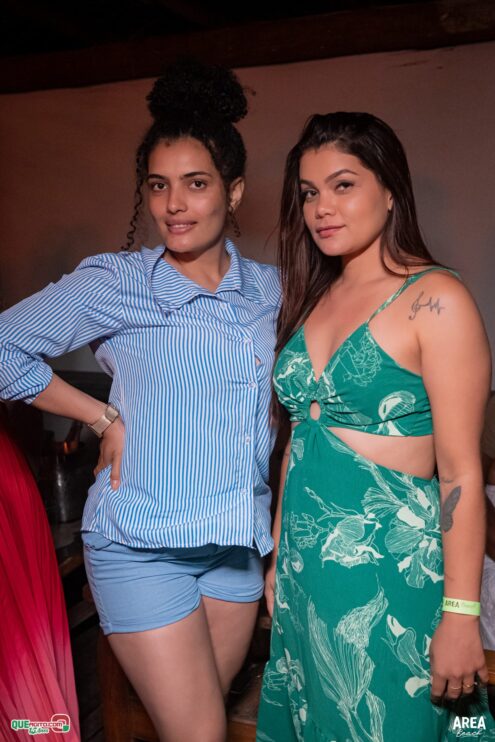 Gab Lopes e Me Leva 73 agitam a Saidêra da Area Beach 92