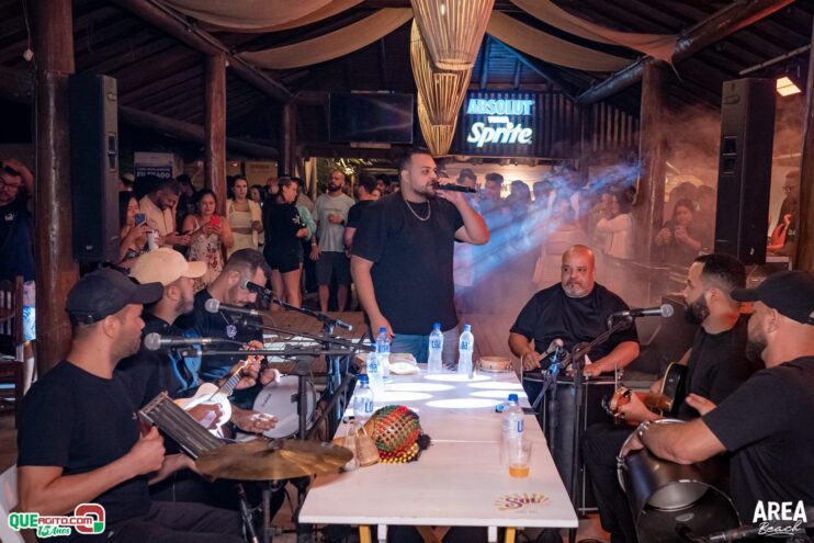 Gab Lopes e Me Leva 73 agitam a Saidêra da Area Beach 104