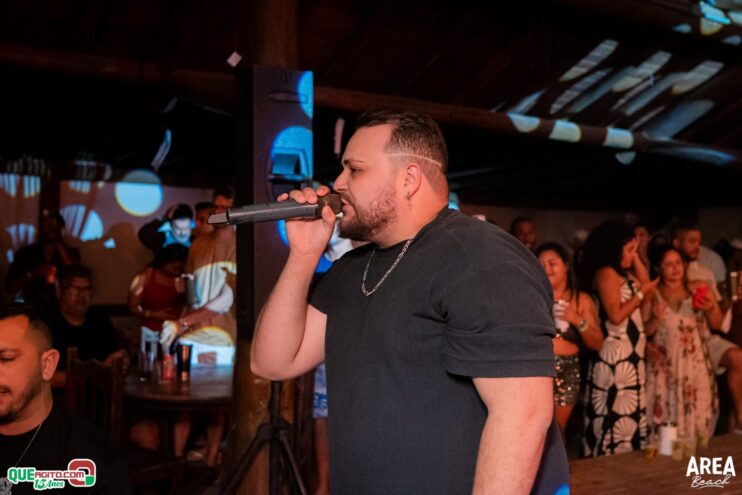 Gab Lopes e Me Leva 73 agitam a Saidêra da Area Beach 110