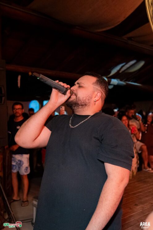 Gab Lopes e Me Leva 73 agitam a Saidêra da Area Beach 113