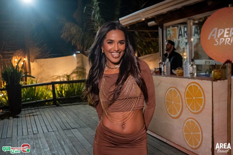 Gab Lopes e Me Leva 73 agitam a Saidêra da Area Beach 137