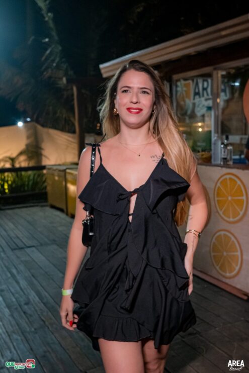 Gab Lopes e Me Leva 73 agitam a Saidêra da Area Beach 142