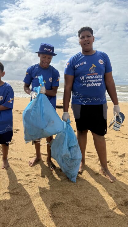 Filarmônica Lyra Popular realiza ação do Dia Mundial da Limpeza com apoio da Prefeitura de Belmonte 23