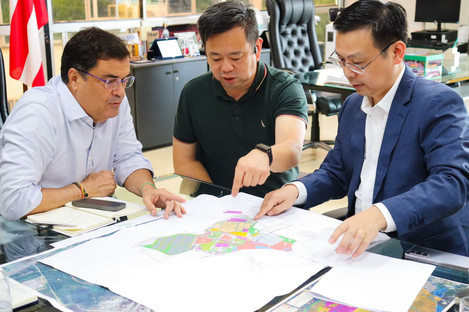 Em reunião na SDE, BYD anuncia plano de expansão na Bahia 7