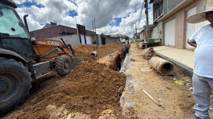 Eunápolis: Obras de drenagem e pavimentação chegam para transformar infraestrutura no Dinah Borges e Alto da Boa Vista 17