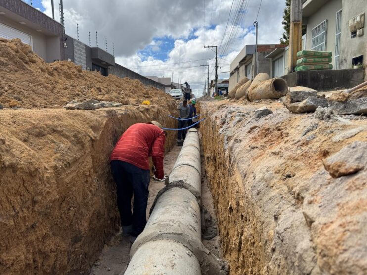 Eunápolis: Obras de drenagem e pavimentação chegam para transformar infraestrutura no Dinah Borges e Alto da Boa Vista 16