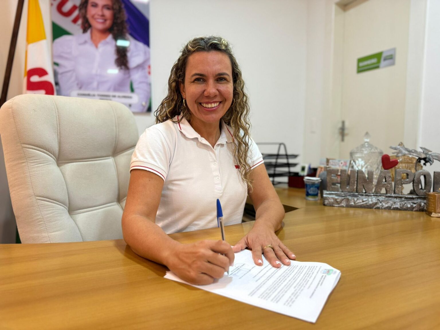 Câmara de Eunápolis recebe contas de 2023 de Cordélia Torres para serem votadas pelos vereadores 8