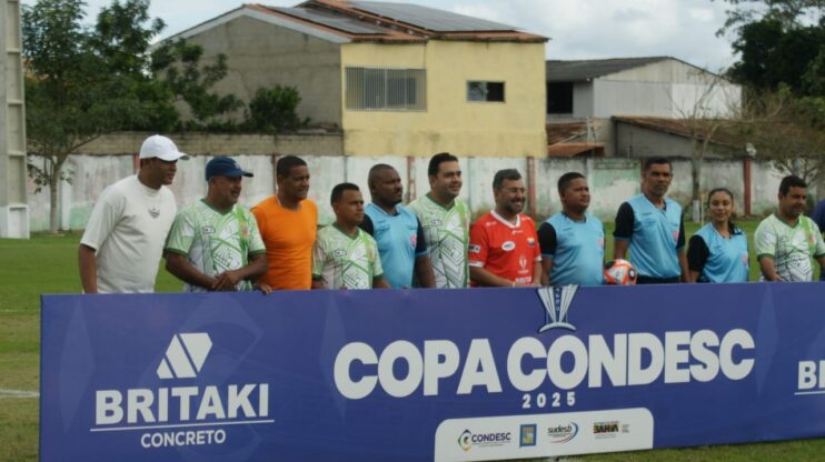Seleção de Belmonte estreia na Copa CONDESC com apoio da Gestão Municipal 11