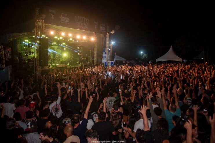 4° Moto Rock Fest reúne multidão em Arraial d’Ajuda com Raimundos e Barão Vermelho 4° Moto Rock Fest reúne multidão em Arraial d’Ajuda com Raimundos e Barão Vermelho 4