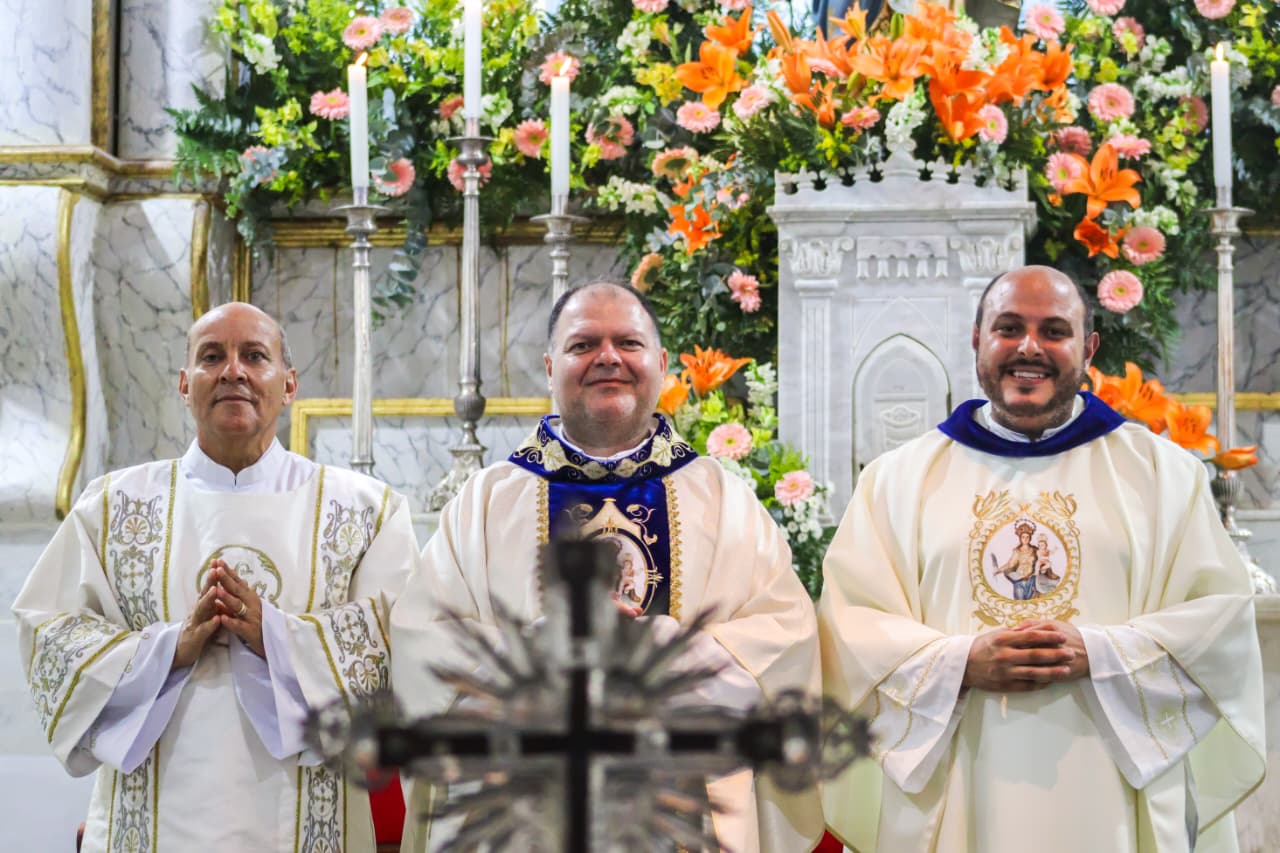 Abertura da Festa da Pena reúne fiéis em Porto Seguro com carreata, missa solene e quermesse 14