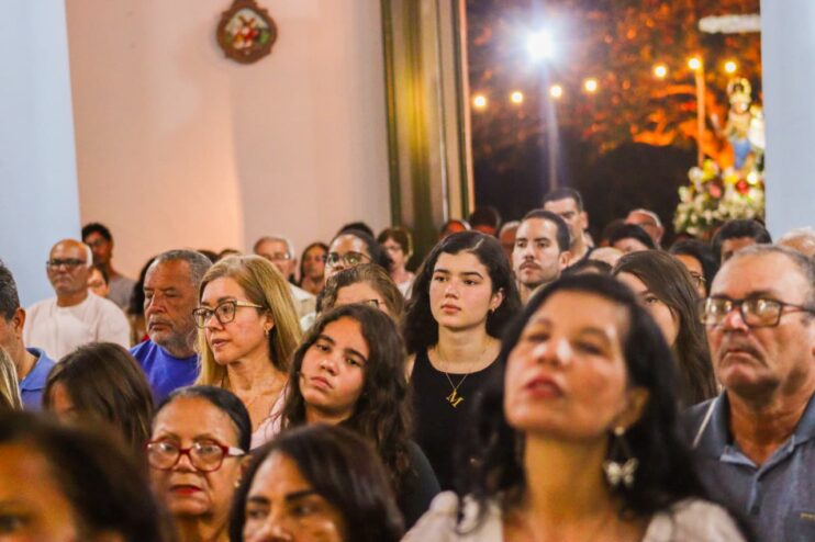 Abertura da Festa da Pena reúne fiéis em Porto Seguro com carreata, missa solene e quermesse 11