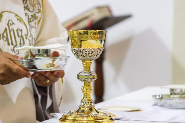 Abertura da Festa da Pena reúne fiéis em Porto Seguro com carreata, missa solene e quermesse 10