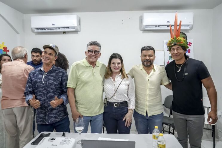 WhatsApp Image 2025-09-02 at 22.46.00 (2) Prefeito reúne secretariado e anuncia obras e apoio a produção cinematográfica em Porto Seguro 18