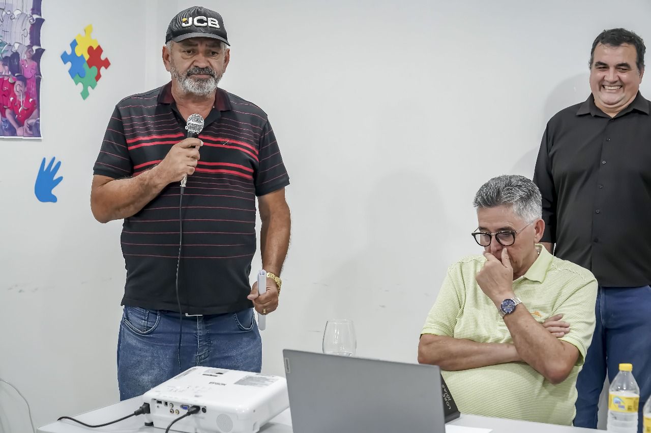 Prefeito reúne secretariado e anuncia obras e apoio a produção cinematográfica em Porto Seguro 6