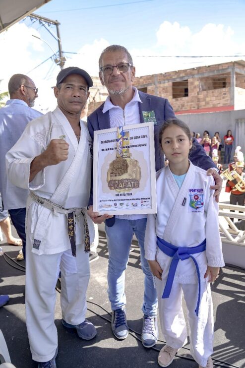 População vai às ruas assistir ao desfile da Independência, no Baianão 14