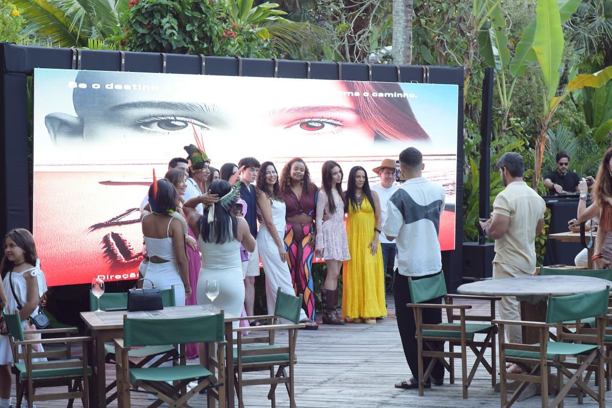 Elenco do filme “Deixe-me Viver” é recebido com tarde especial em Trancoso; filmagens começam nesta quarta-feira 7