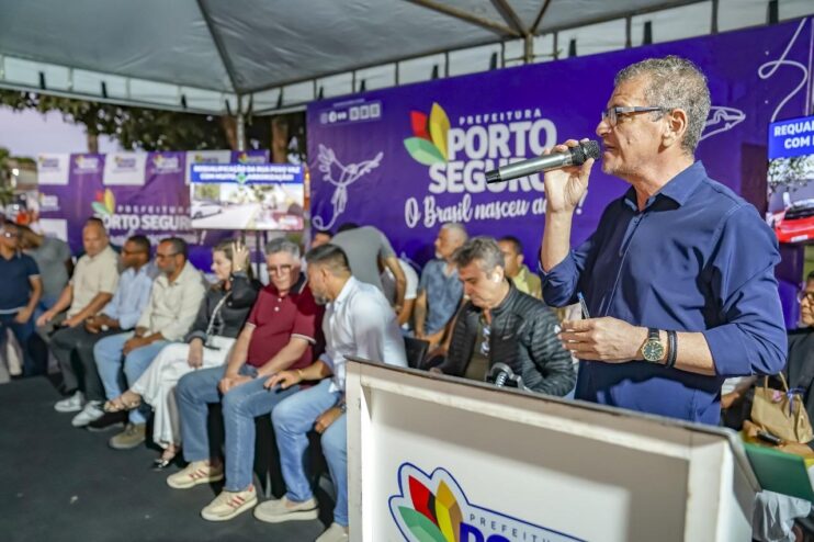 Prefeito Jânio Natal assina ordem de serviço para revitalização completa com arborização da Rua Pero Vaz de Caminha, no Centro 23