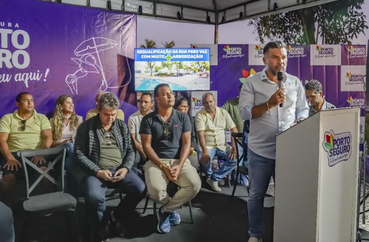 Prefeito Jânio Natal assina ordem de serviço para revitalização completa com arborização da Rua Pero Vaz de Caminha, no Centro 19