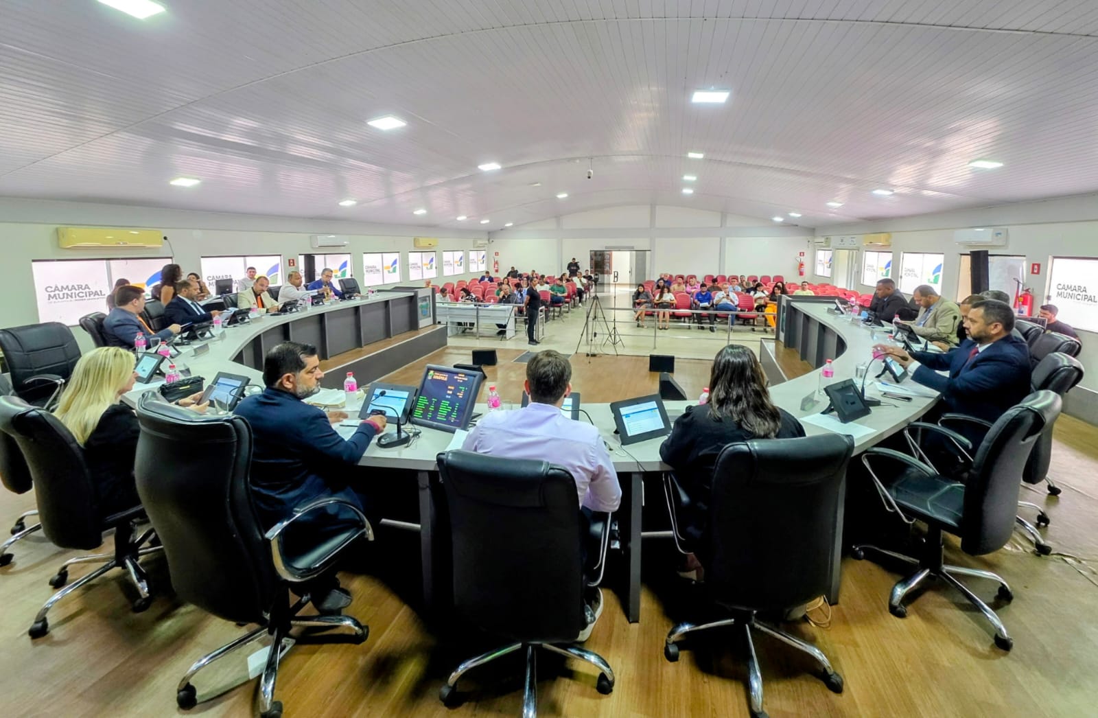 Atuação do Movimento das Donas de Casa é reconhecido na Câmara Municipal de Eunápolis 5