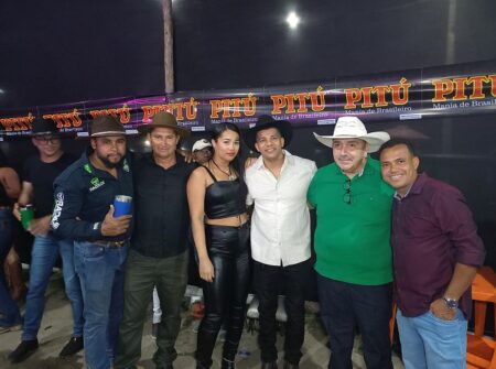 Prefeito Iêdo Elias prestigia cavalgada em honra a Santa Maria, padroeira de Santa Maria Eterna 4