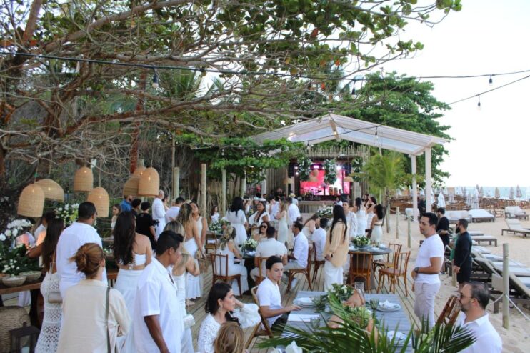 Cena de casamento em Trancoso é gravada para filme “Deixe-me Viver”, confirmando Porto Seguro como a Capital Mundial de Casamentos à Beira-Mar 23