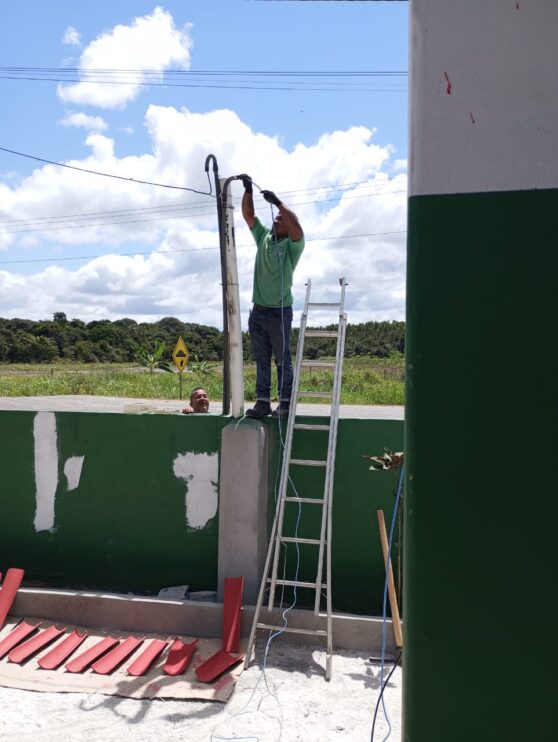 WhatsApp Image 2025-09-20 at 15.06.09 Prefeitura de Belmonte reforça compromisso com a população e amplia serviços de iluminação pública 44