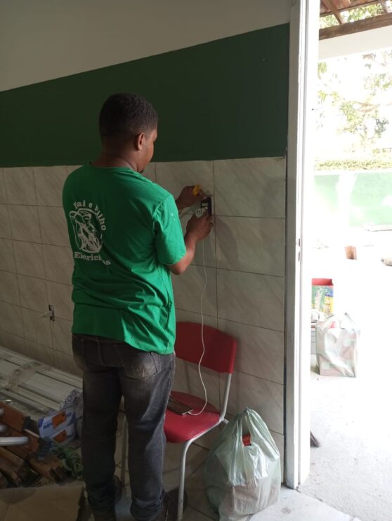 WhatsApp Image 2025-09-20 at 15.06.11 Prefeitura de Belmonte reforça compromisso com a população e amplia serviços de iluminação pública 37