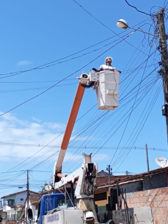 WhatsApp Image 2025-09-20 at 15.06.14 Prefeitura de Belmonte reforça compromisso com a população e amplia serviços de iluminação pública 26