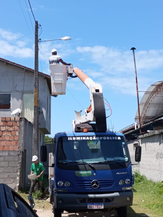 WhatsApp Image 2025-09-20 at 15.06.18 Prefeitura de Belmonte reforça compromisso com a população e amplia serviços de iluminação pública 21