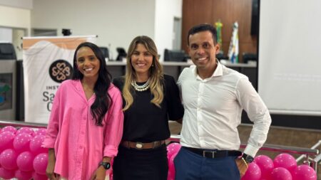 Prefeitura de Eunápolis realiza capacitação sobre prevenção do câncer de mama para agentes comunitários de saúde Prefeitura de Eunápolis realiza capacitação sobre prevenção do câncer de mama para agentes comunitários de saúde 9