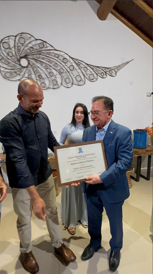 Presidente da ABIH Nacional recebe Título de Cidadão de Porto Seguro em noite especial 6