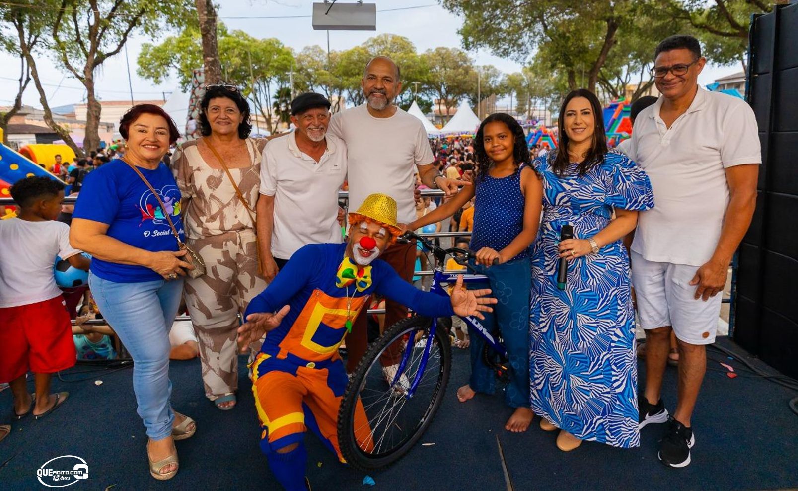 Prefeitura de Eunápolis celebra o Dia das Crianças com grande festa e Praça lotada no Pequi 51