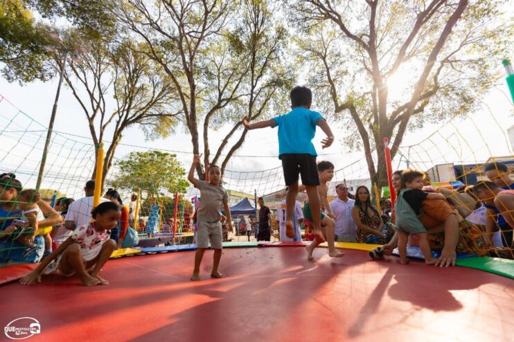 DIA DA CRIANÇA 2 Prefeitura de Eunápolis celebra o Dia das Crianças com grande festa e Praça lotada no Pequi 64