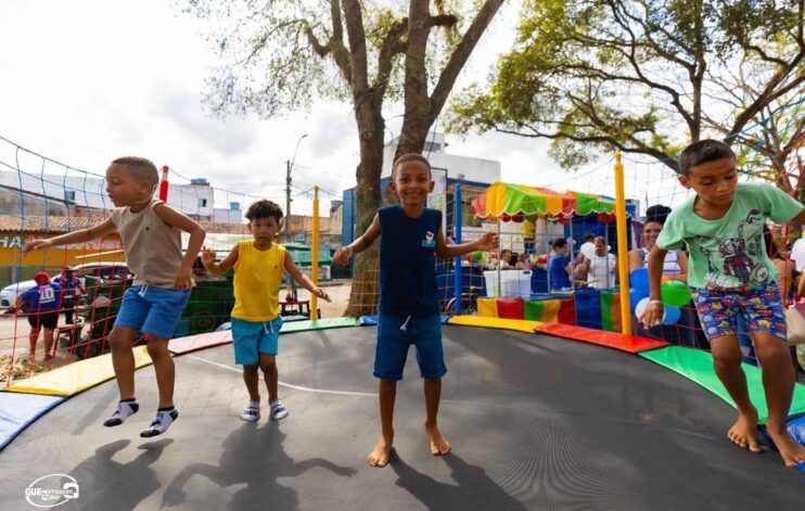 DIA DA CRIANÇA 26 Prefeitura de Eunápolis celebra o Dia das Crianças com grande festa e Praça lotada no Pequi 88