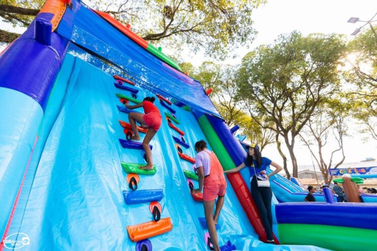 DIA DA CRIANÇA 30 Prefeitura de Eunápolis celebra o Dia das Crianças com grande festa e Praça lotada no Pequi 92