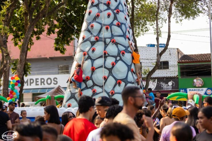 DIA DA CRIANÇA 35 Prefeitura de Eunápolis celebra o Dia das Crianças com grande festa e Praça lotada no Pequi 97