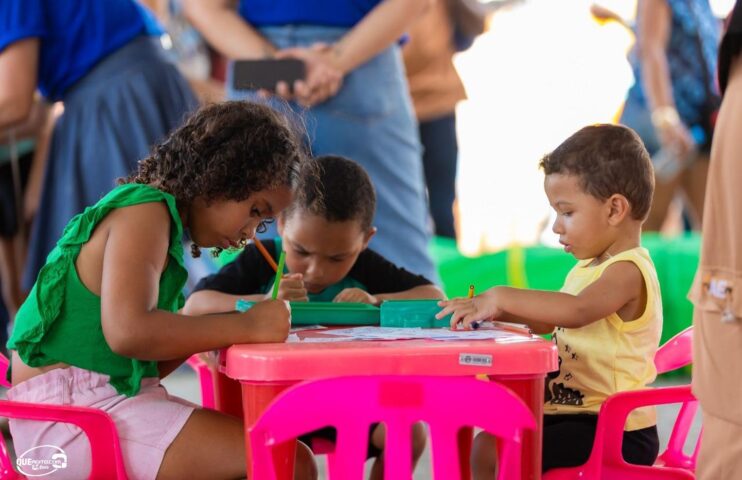 DIA DA CRIANÇA 36 Prefeitura de Eunápolis celebra o Dia das Crianças com grande festa e Praça lotada no Pequi 98