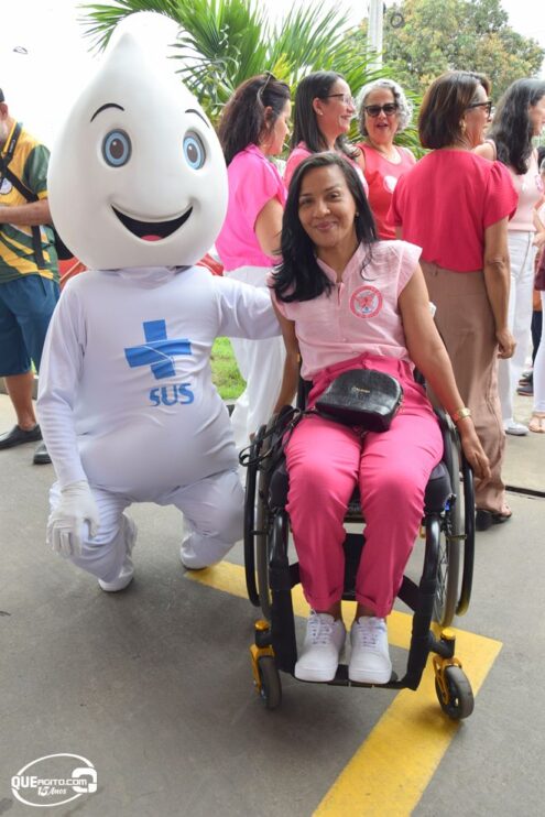 Prefeitura de Eunápolis inicia Campanha Outubro Rosa com caminhada de conscientização 15