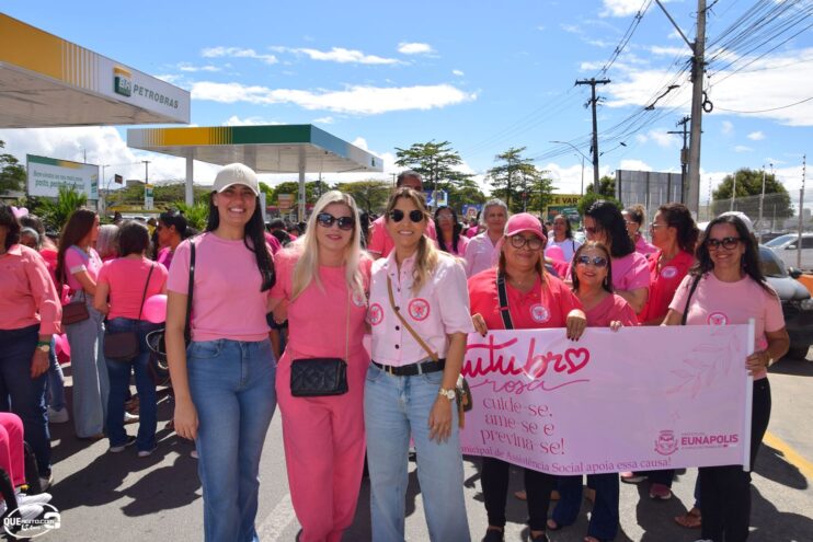 Prefeitura de Eunápolis inicia Campanha Outubro Rosa com caminhada de conscientização 41