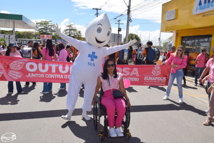 Prefeitura de Eunápolis inicia Campanha Outubro Rosa com caminhada de conscientização 51