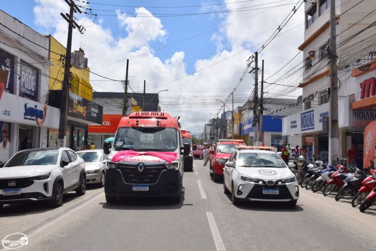 Prefeitura de Eunápolis inicia Campanha Outubro Rosa com caminhada de conscientização 67